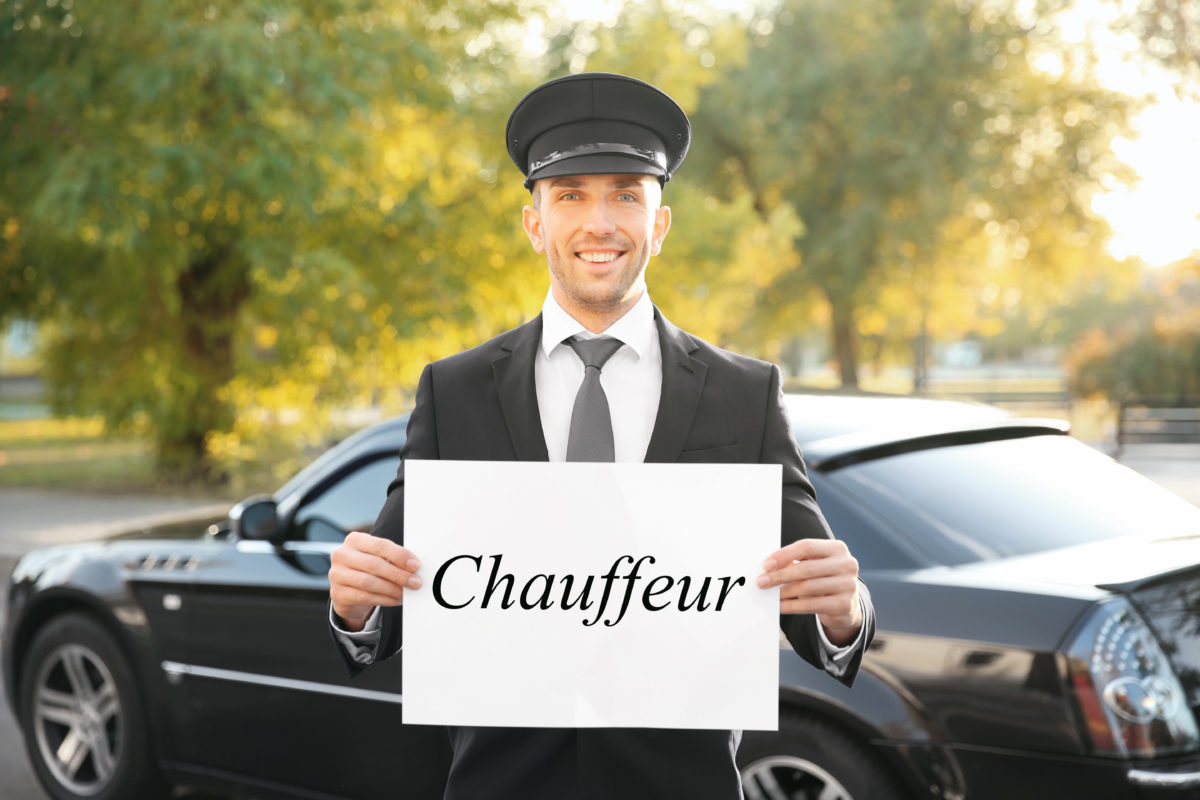 Free Chauffeur Service, which airlines offer chauffeur service, business class chauffeur service, emirates business class chauffeur, business class flight