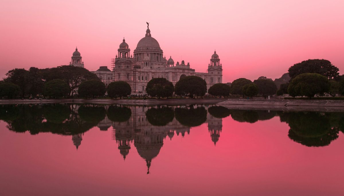 How to Get Cheap Business Class Flights to India in 2025