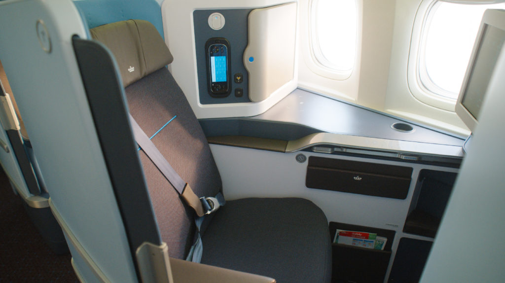 New business class seats on KLM's Boeing 777