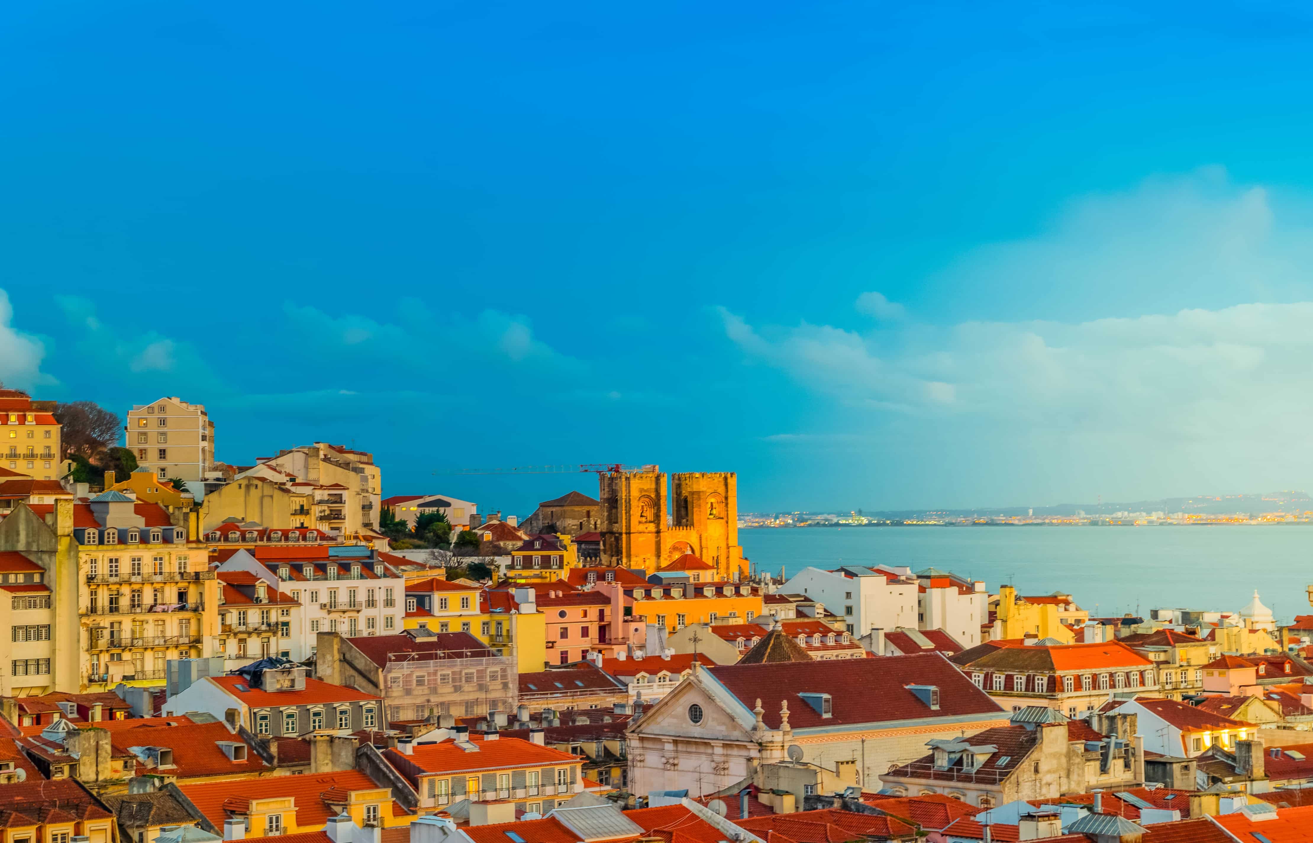Cheap business class flights to Portugal - Lifehacks and Tricks