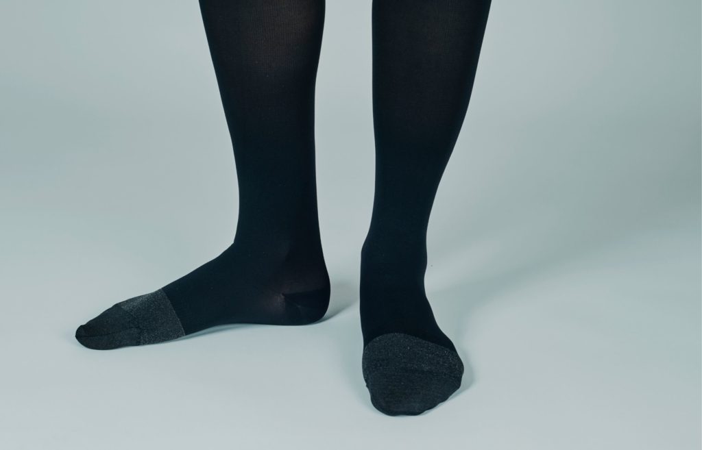 Compression stockings/socks are essential for post-surgery recovery, especially if you're traveling