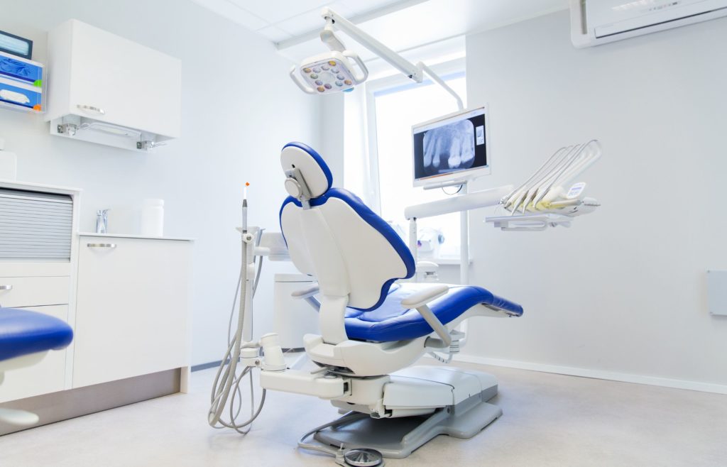 Modern Dental Clinic - Look for verified clinics
